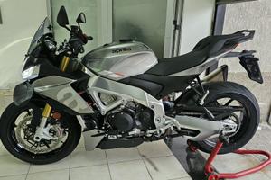Aprilia Tuono V4 1100
