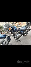 Suzuki Marauder 250