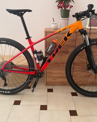 TREKK Modello SEVEN 7 in Alluminio