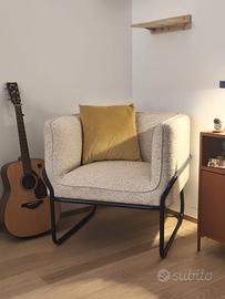 Poltrona The Masie in Tessuto e Metallo Blu