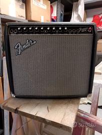 AMPLIFICATORE CHITARRA FENDER
