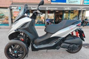 Piaggio MP3 300 hpe sport