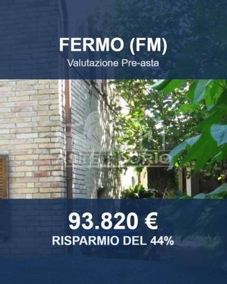 Immobile in asta di 191 m² con più di 5 locali a F