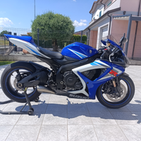 Suzuki gsx r 750 k6 2006