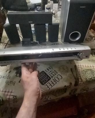 Splendido sistema Home Theater 5.1 Sony DAV-DZ300 
