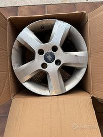 Cerchi ford fiesta 15