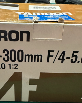 Tamron Obiettivi AF 70-300mm f/4-5.6 DI ID macro C