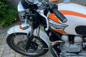 Triumph T100
