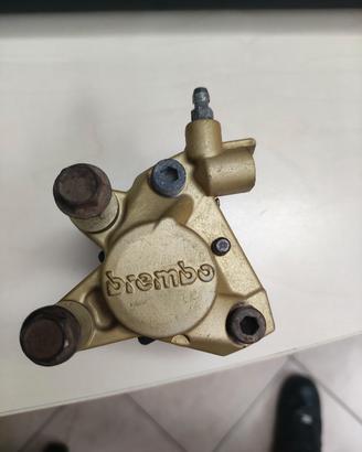 Pinza anteriore scooter brembo