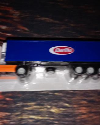 Modellino Camion 1:87