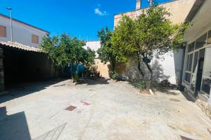 Villamar - casa indipendente con ampio cortile