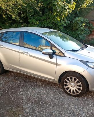 Fiesta  MOTORE ROTTO 