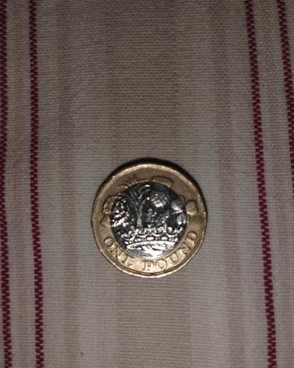 moneta One poind regina Elisabetta 