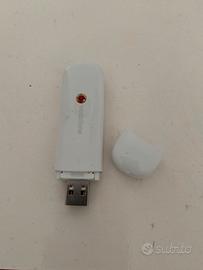 Chiavetta Internet Vodafone USB (Modem 3G) + Letto
