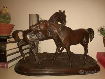 Bronzi