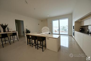 3 LOCALI A SAN MAURO PASCOLI