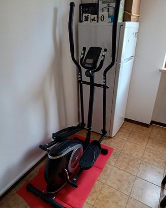 Ellittica 1 mese utilizzo + cyclette orizzontale