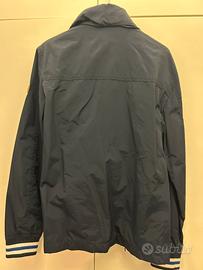 Giubbino usato pochissimo.
