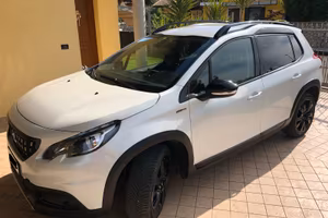 PEUGEOT 2008, 1° serie BlueHDi 100 GT Line