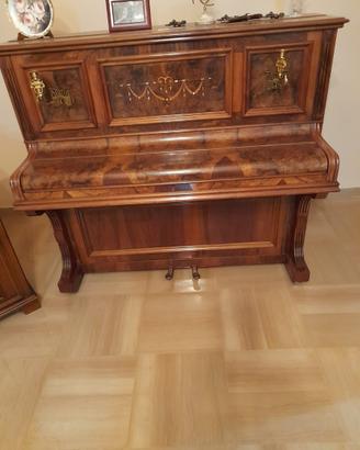 Pianoforte verticale James Stanton