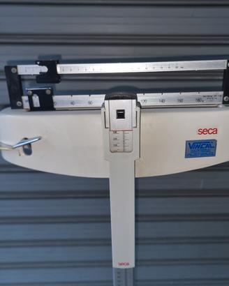 Bilancia pesa persone professionale con altimetro