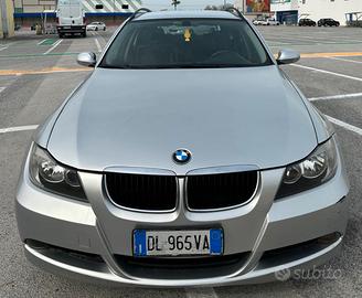 BMW 320d touring automatica