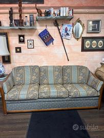 Mobili Classici d'Arredo e Antiquariato - Divani,