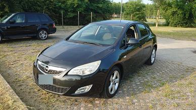 Opel Astra J 1.4 Turbo GPL