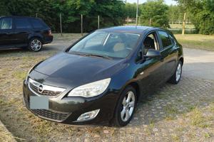 Opel Astra J 1.4 Turbo GPL
