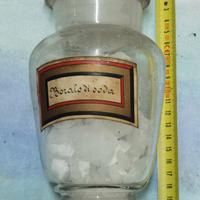 antico vaso da farmacia 