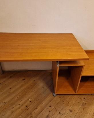 Scrivania  porta PC e stampante
