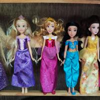 lotto 2 bambole principesse Disney no barbie 