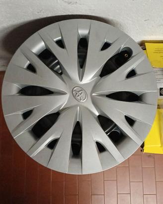 Cerchi e copricerchi Toyota