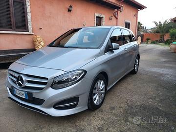Classe b Mercedes 180 1500 manuale