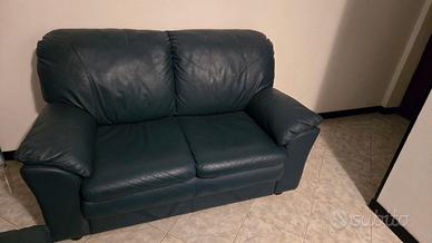 coppia di divani in pelle