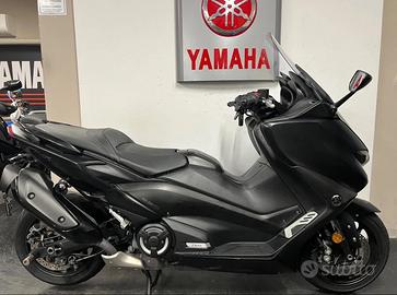 Yamaha TMAX 560