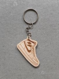 portachiavi Air Jordan in Legno