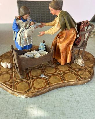 Scultura “La famiglia” in cartapesta leccese