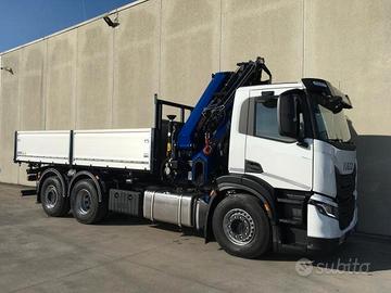 Iveco ad280x48 y/ps on ribaltabile e gru