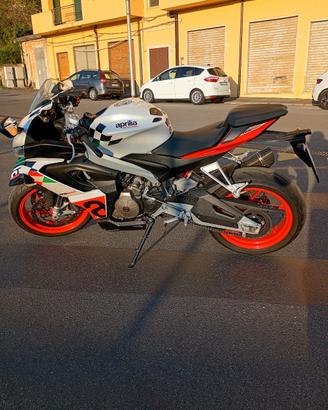 Aprilia RS 660 Extrema con 15000 km 