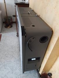 STUFA PELLET TERMOROSSI SLIMQUADRO 11 EVO CRISTALL
