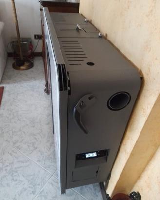 STUFA PELLET TERMOROSSI SLIMQUADRO 11 EVO CRISTALL