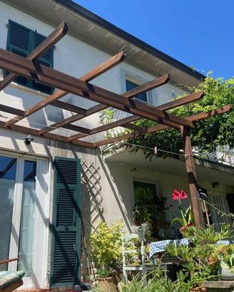 Villa di 170 m² con 5 locali a Follo
