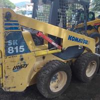 Minipala gommata Komatsu SK 815