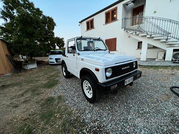 Suzuki samurai sj413 cabriolet deluxe