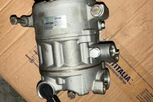 Compressore del condizionatore Passat Variant 2000