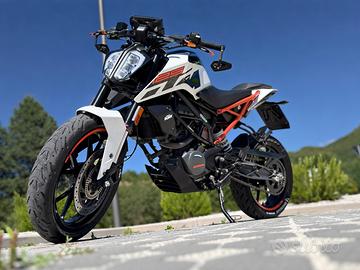KTM DUKE 125