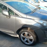 Peugeot 3008  anno 2014