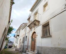 CASA SEMINDIPENDENTE A CERVARO