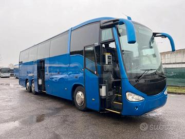 Autobus turistico Irizar Scania